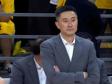 开云APP-输给宏远6分！揪出3个“废柴”，坑惨了广厦队